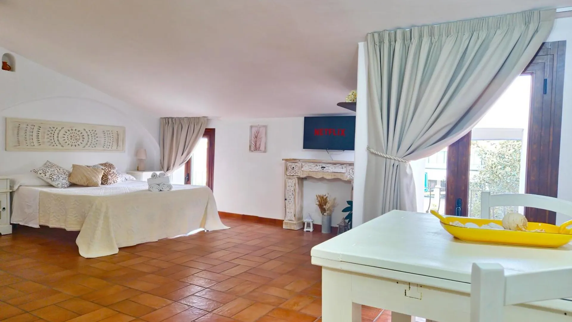 Dommos - Andira Apartments Orosei